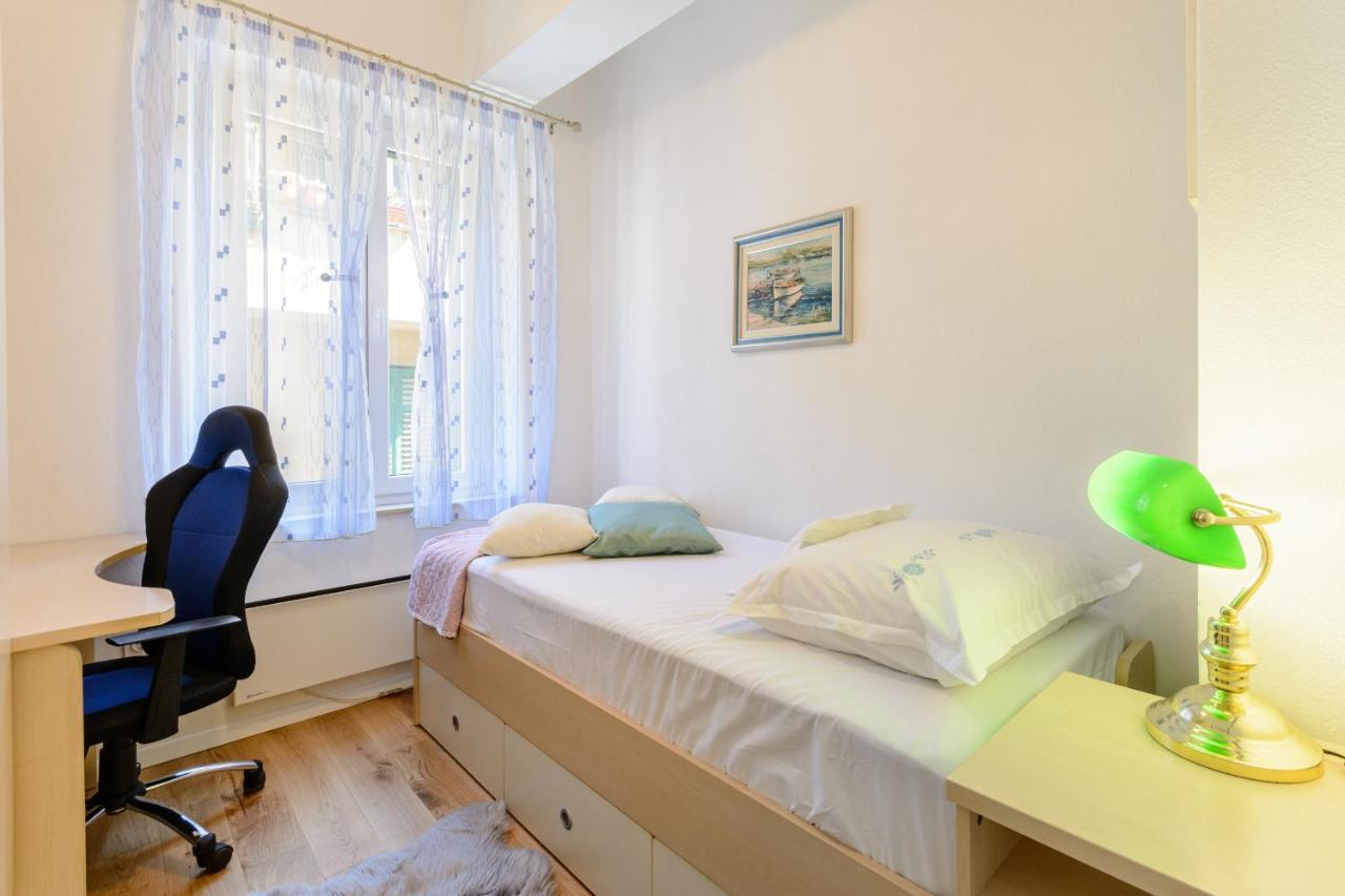 Apartament Bird Lamp Luxury Bacvice, *